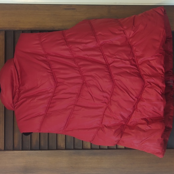 Old Navy puff vest  in red size XXL - Picture 3 of 6